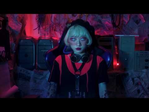 yeule - Pixel Affection (Official Music Video)