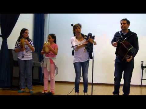 Muiñeira de Chantada, Susana Seivane, Brais acompañadas de duas Pandereterias de Meira 20-06-2013