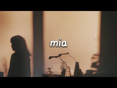 Bad Bunny - Mia (Lyrics / Letra) ft. Drake